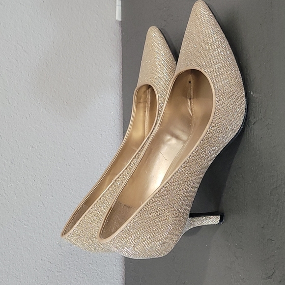 Fioni Night size 11 color gold - Picture 2 of 4